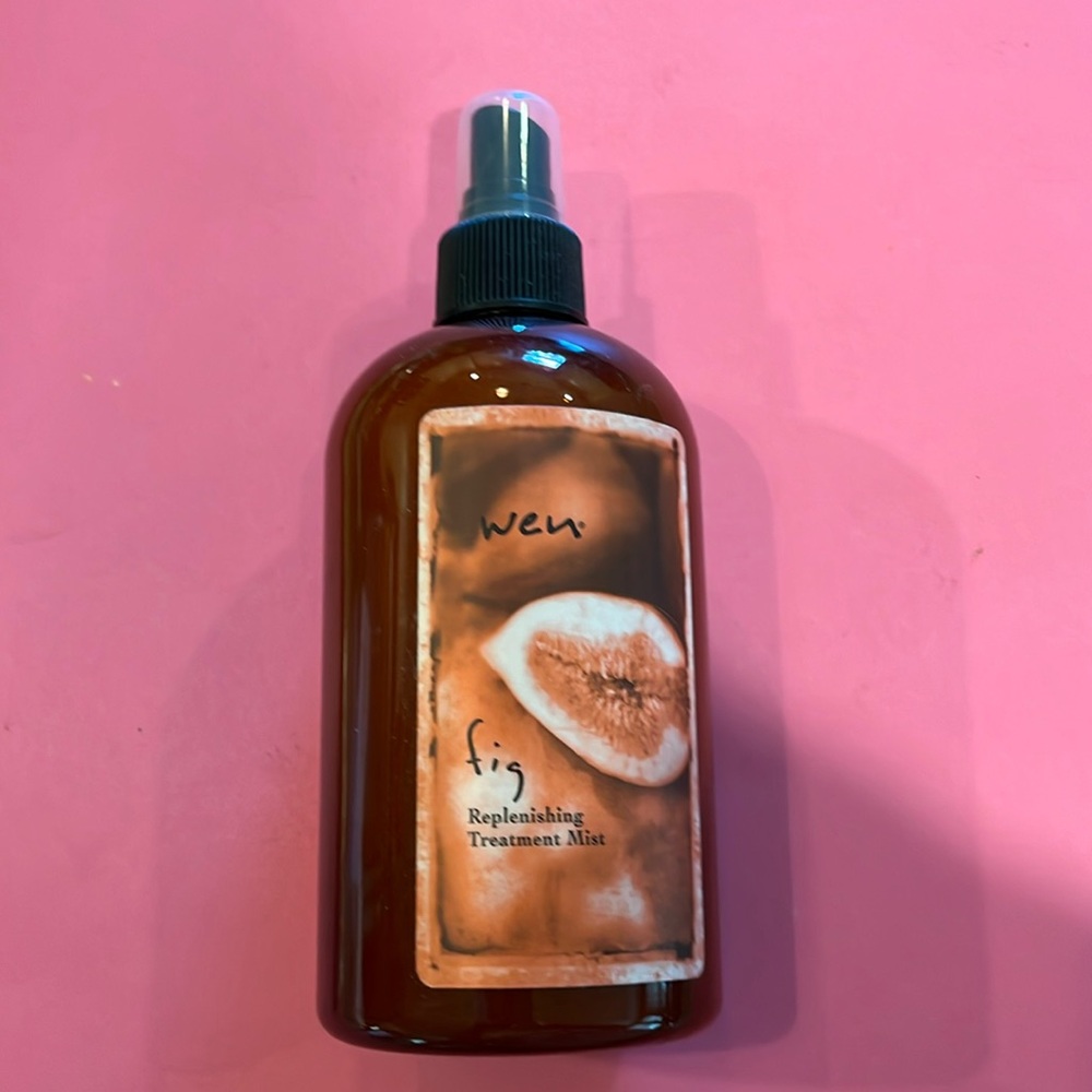 NWOT WEN Fig replenishing mist. Large 12 oz - hard to find -size.
